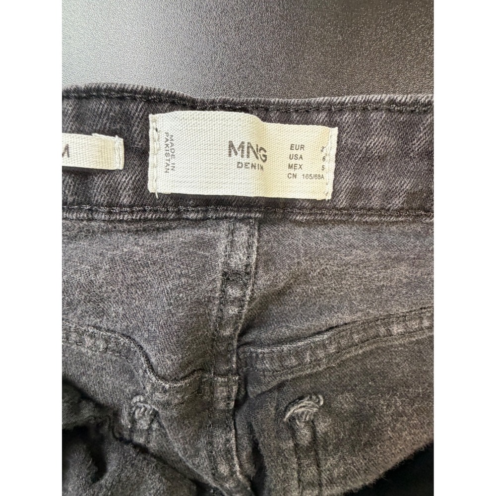 Mango MNG Denim Mom Jeans Womens 6 Faded Black High Waisted Tapered Leg K2 - Picture 4 of 9